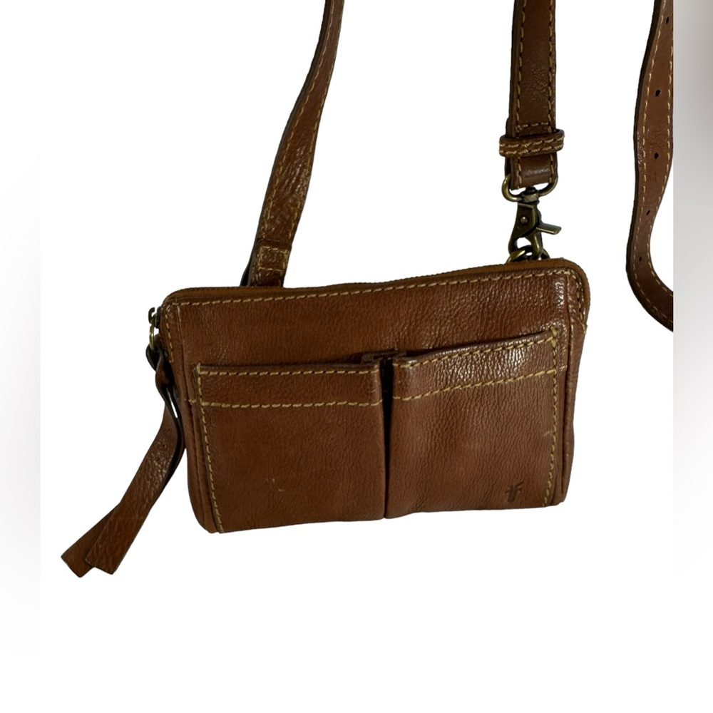Vintage FRYE tan leather sling bag crossbody